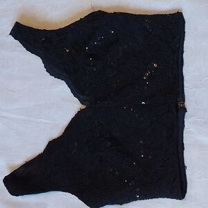 Black sleevless for girl and women